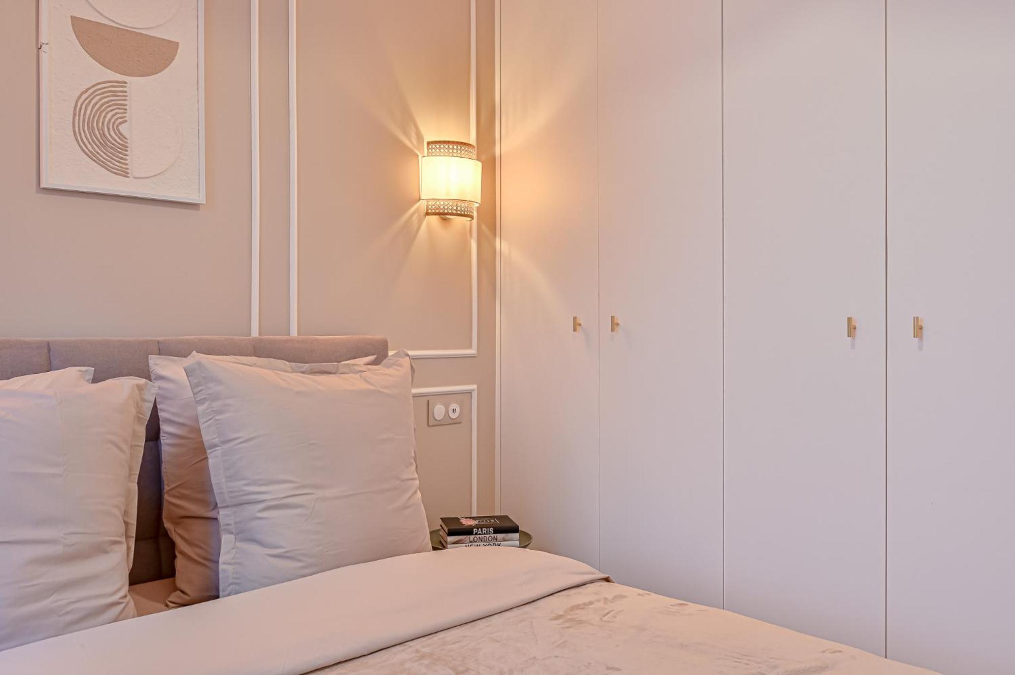 Suite Eiffel- Perfect Location Париж Экстерьер фото