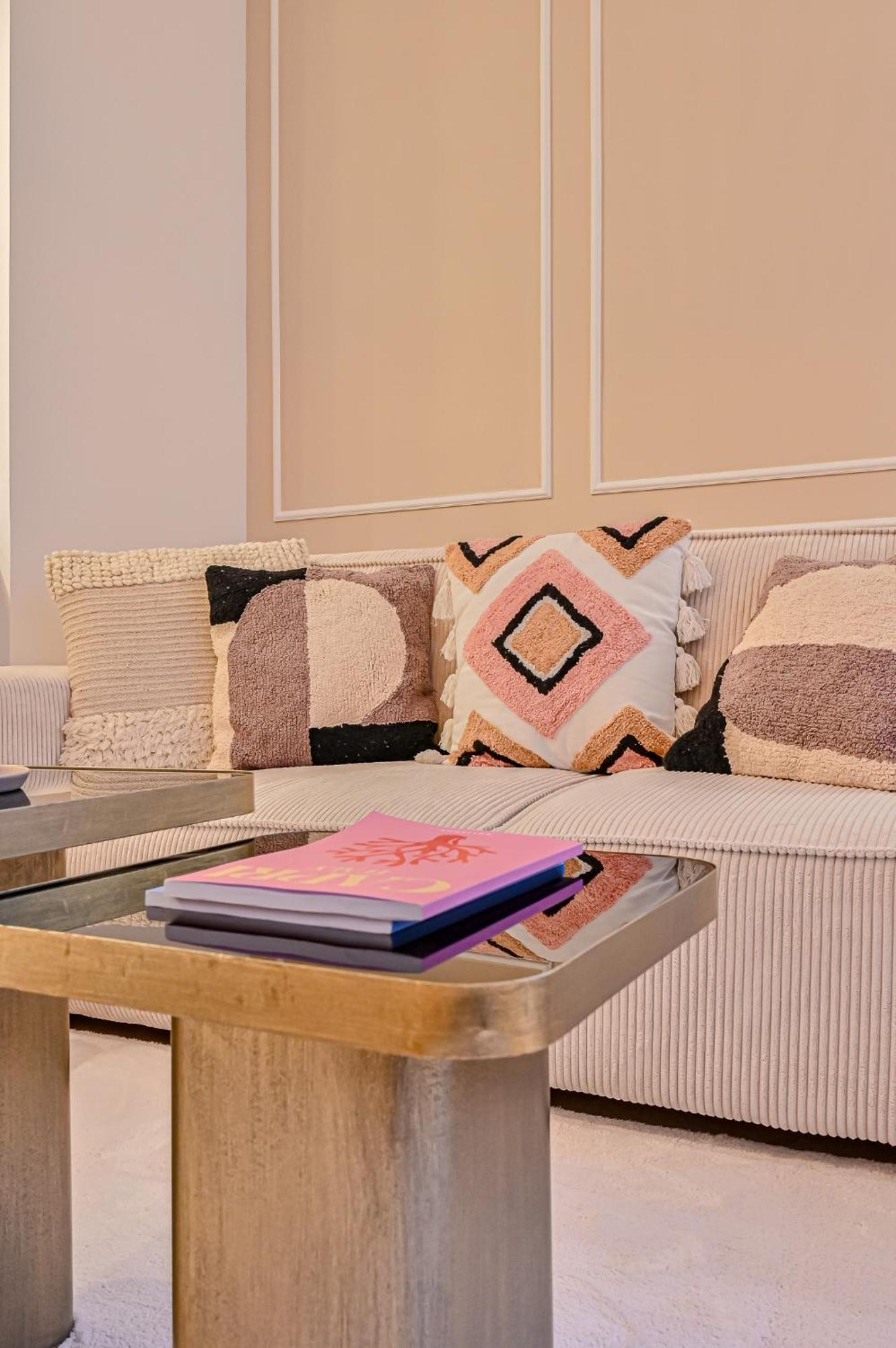 Suite Eiffel- Perfect Location Париж Экстерьер фото